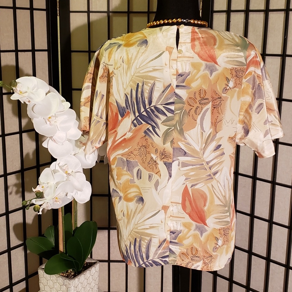 Martinique Floral Top size S - Picture 1 of 4